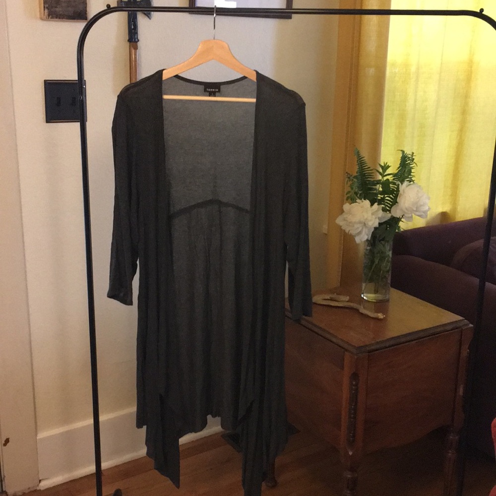 Torrid Open Front Long Gray Sharkbite Cardigan